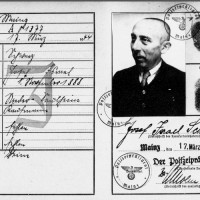 Josef Schwarz Kennkarte 1939 Quelle: YIVO Research Josef Schwarz Kennkarte 1939 YIVO