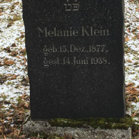Grabstein Melanie Klein, Neuer Jüdischer Friedhof Mainz, Feld 13, Reihe 4, Nummer 12